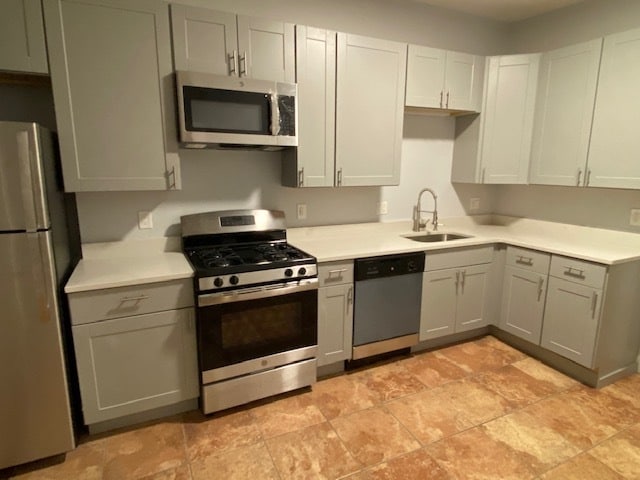 27 Newton St, Unit 2 in Boston, MA - Building Photo - Building Photo