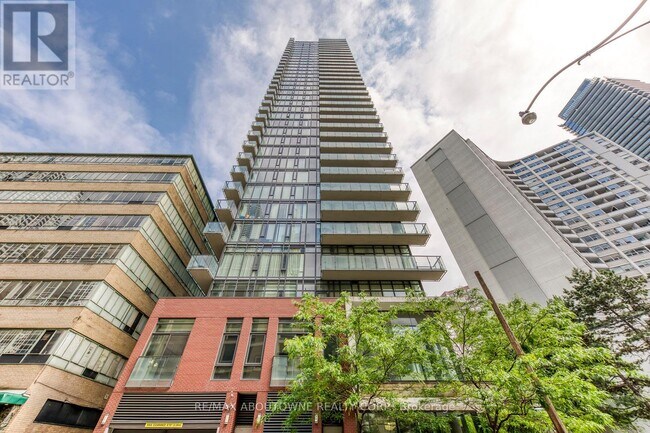 75-2975 St Nicholas St in Toronto, ON - Building Photo - Building Photo