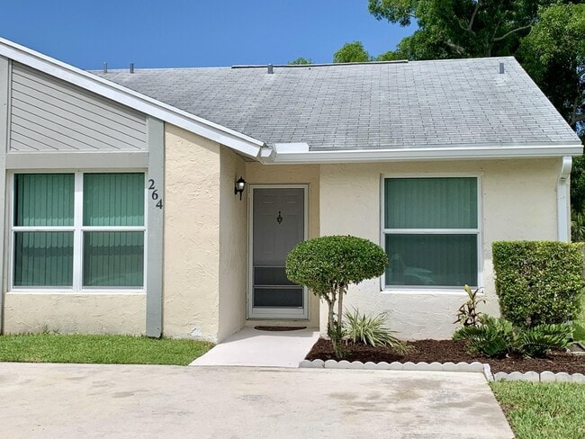 264 Palmetto Ct in Jupiter, FL - Building Photo - Building Photo