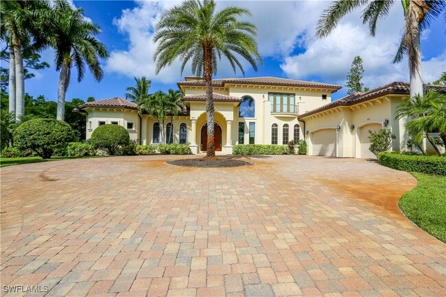 823 Cassena Rd in Naples, FL - Building Photo - Building Photo