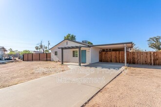 9049 E Vine Ave in Mesa, AZ - Foto de edificio - Building Photo