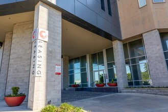 Century Medical District in Dallas, TX - Foto de edificio - Building Photo