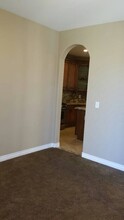 828 Bussora Rose Dr in Henderson, NV - Building Photo - Building Photo