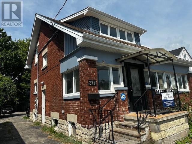 379 Wharncliffe Rd S in London, ON - Building Photo