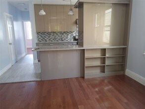 90-39 185th St-Unit -2nd in Queens, NY - Building Photo - Building Photo
