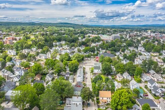 6-14 Pierce Street in Concord, NH - Foto de edificio - Building Photo