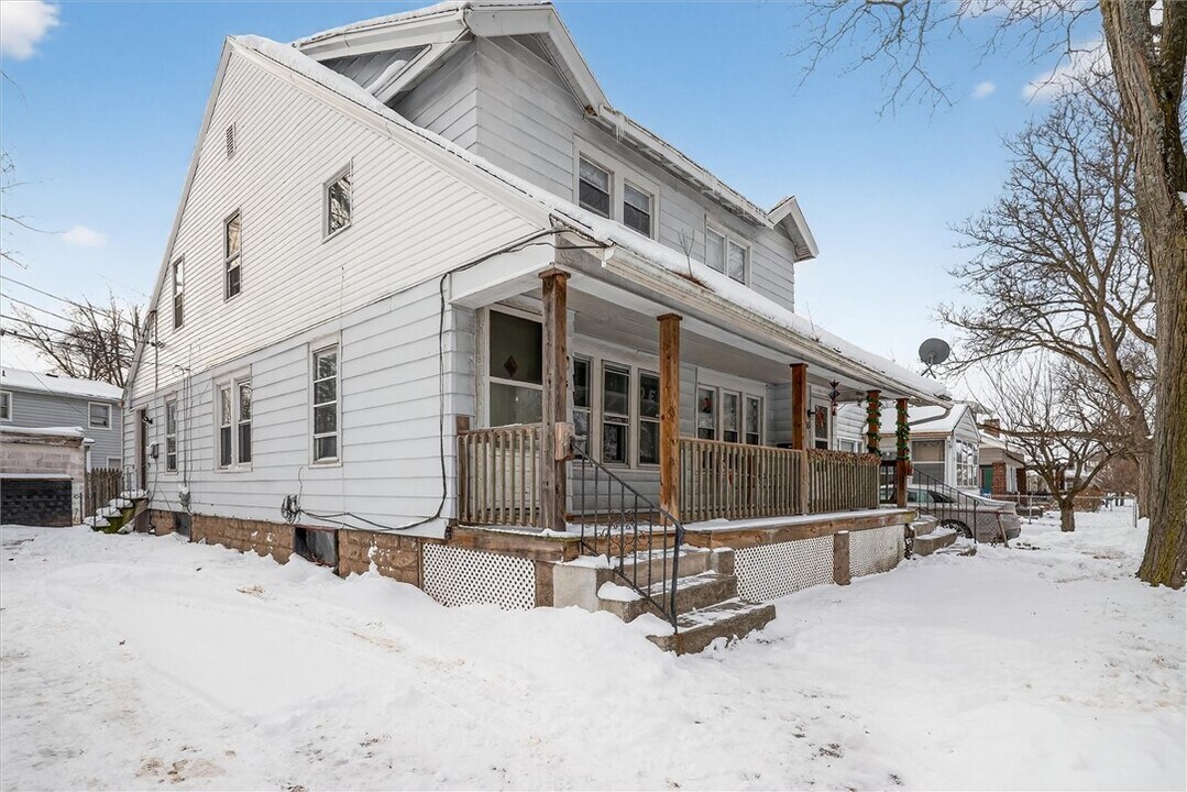 53 Scottsville Rd in Rochester, NY - Building Photo