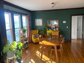 1952 Pierce St NE, Unit 2 in Minneapolis, MN - Building Photo - Building Photo