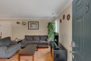 2225 Summit St in Durham, NC - Building Photo