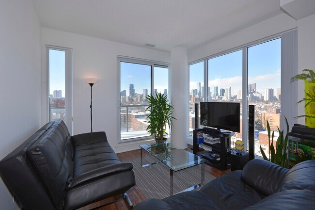 260-1260 Sackville St in Toronto, ON - Building Photo - Building Photo