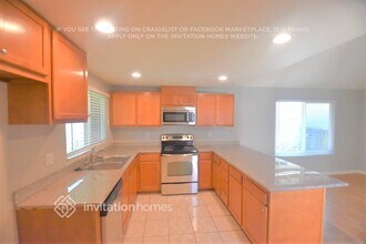 724 Sandy Brook Ct in Rodeo, CA - Building Photo - Building Photo