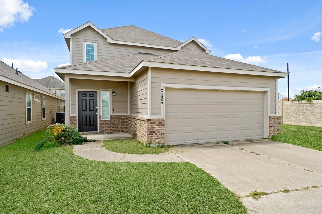 24959 Lorenzo Glaze Trail in Katy, TX - Building Photo