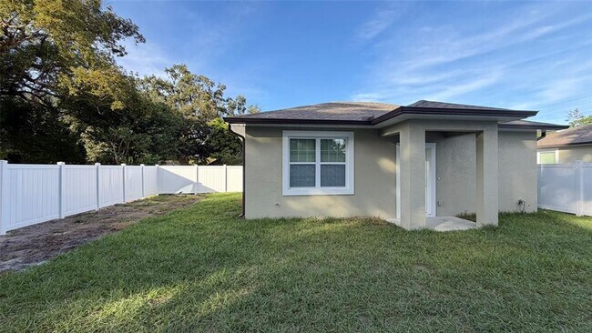 property at 708 S Thacker Ave