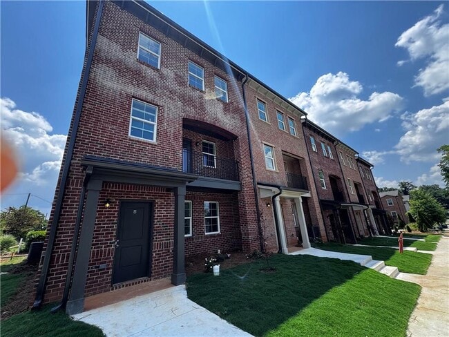 1777 Temple Ave, Unit N in College Park, GA - Building Photo - Building Photo