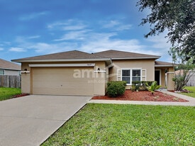76251 Long Pond Loop in Yulee, FL - Building Photo