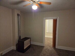 553 Penora St, Unit Upper in Depew, NY - Building Photo - Building Photo