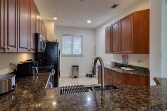 121 Bayfront Dr in Boynton Beach, FL - Building Photo - Building Photo