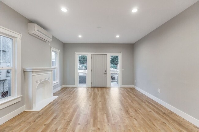 415 N Coronado St in Los Angeles, CA - Building Photo - Building Photo