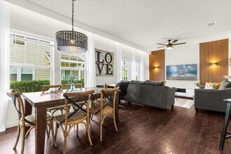 5368 Diplomat Ct in Kissimmee, FL - Building Photo - Building Photo
