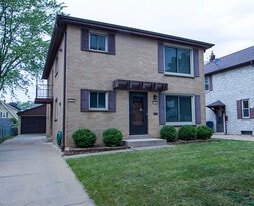 177 S 78th St, Unit Duplex Lower