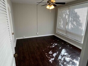1201 Old Cannons Ln-Unit -1 in Louisville, KY - Building Photo - Building Photo