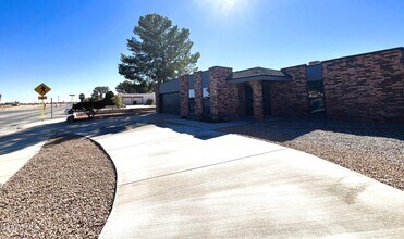 17001 Darrington Rd in Horizon City, TX - Building Photo - Building Photo