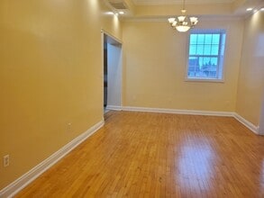 217 W North St in Waynesboro, PA - Building Photo - Building Photo