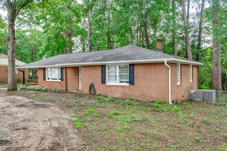 3408 Bush River Rd in Columbia, SC - Building Photo - Building Photo