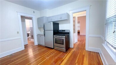 134 Mansfield St in New Haven, CT - Building Photo - Building Photo