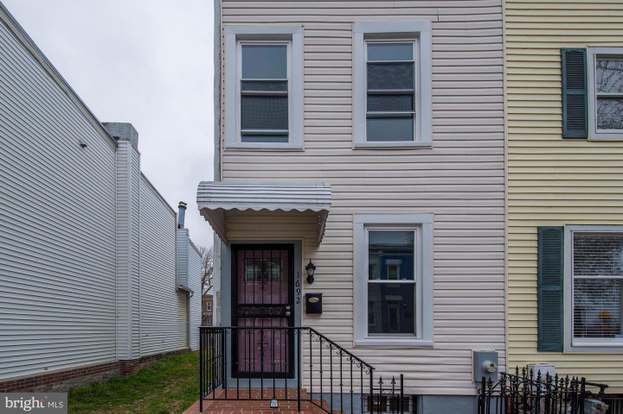 property at 1692 Kramer St NE