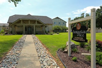 Spring Ridge Village in Wichita, KS - Foto de edificio - Building Photo