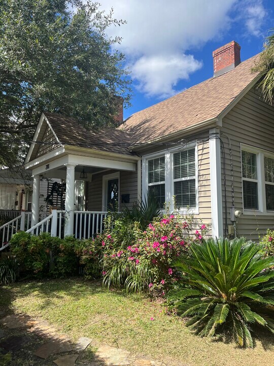 2111 Metts Ave in Wilmington, NC - Building Photo