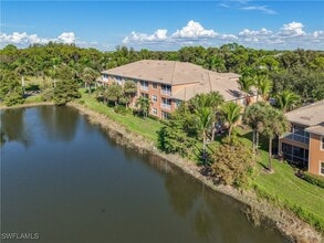 9601 Spanish Moss Way in Bonita Springs, FL - Building Photo - Building Photo