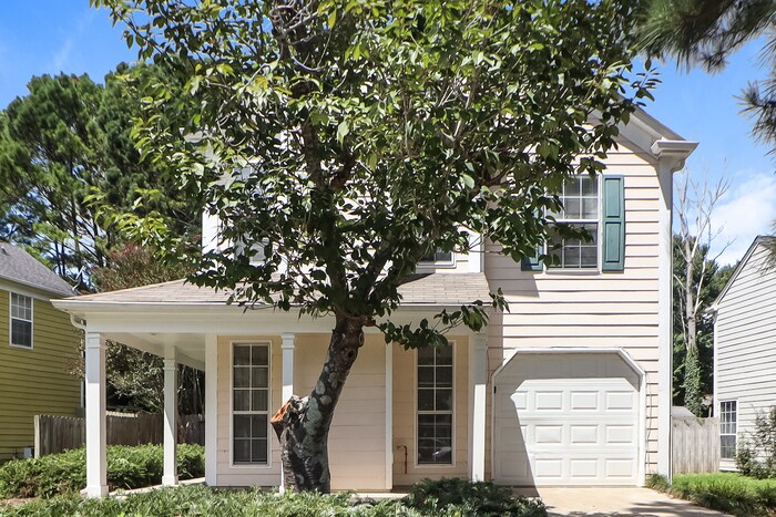 941 Heritage Valley Rd in Norcross, GA - Building Photo
