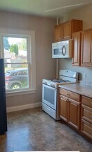 23 Walnut St-Unit -1 in Auburn, NY - Building Photo - Building Photo