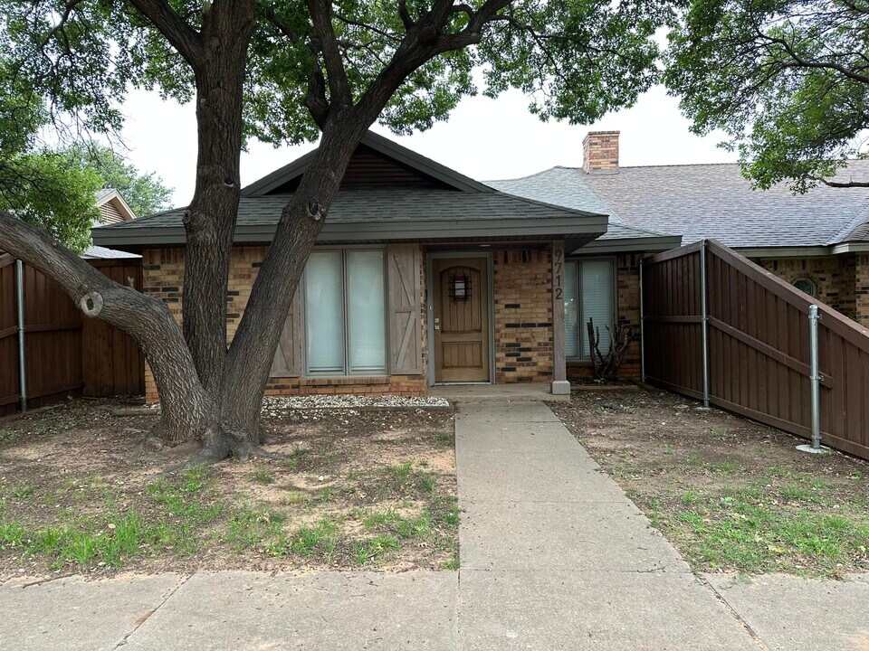 9712 Memphis Ave in Lubbock, TX - Building Photo