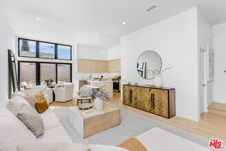 3808 College Ave in Culver City, CA - Building Photo - Building Photo