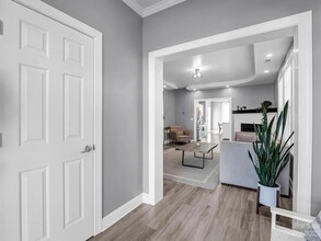 5 Maxim Ct in Arden, NC - Foto de edificio - Building Photo