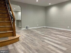 206 E Walnut Park Dr in Philadelphia, PA - Building Photo - Building Photo