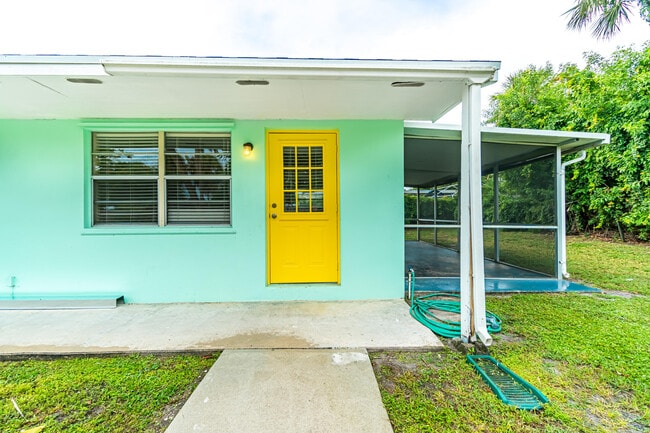 property at 2566 NE Hickory Ave