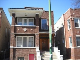 4332 N Francisco Ave Apartments