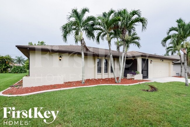 620 SE 29th St in Cape Coral, FL - Foto de edificio - Building Photo