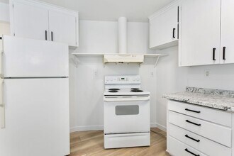 610 S Sheridan Ave in Tacoma, WA - Building Photo - Building Photo
