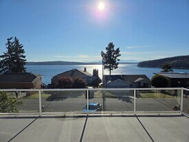 2279 Elger Park Rd in Camano Island, WA - Building Photo