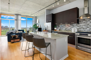 732 S Financial Pl, Unit W407 in Chicago, IL - Building Photo