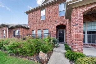 575 S Virginia Hills Dr in McKinney, TX - Building Photo