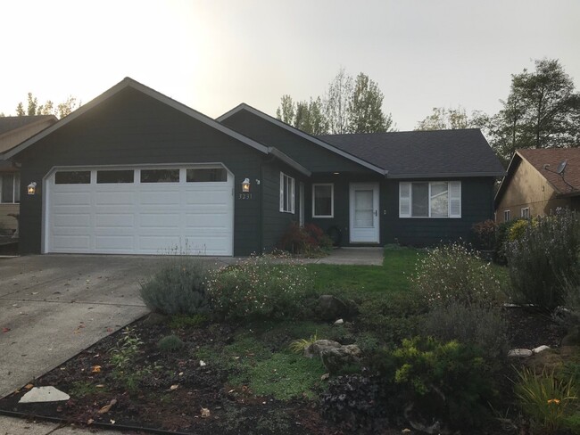 property at 3231 NW Julia St