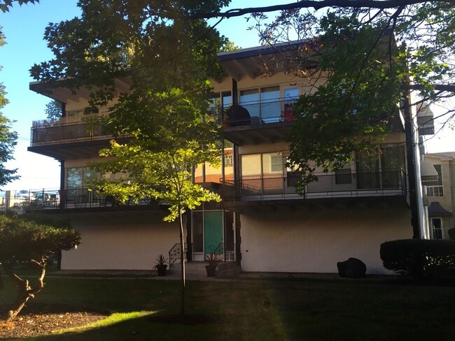 property at 7446 Franklin St