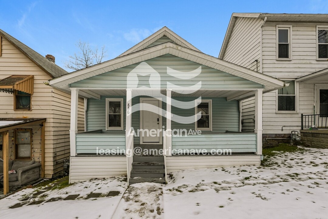 856 Broad St in Washington, PA - Building Photo