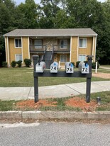 74 Clay St in Fairburn, GA - Building Photo - Building Photo